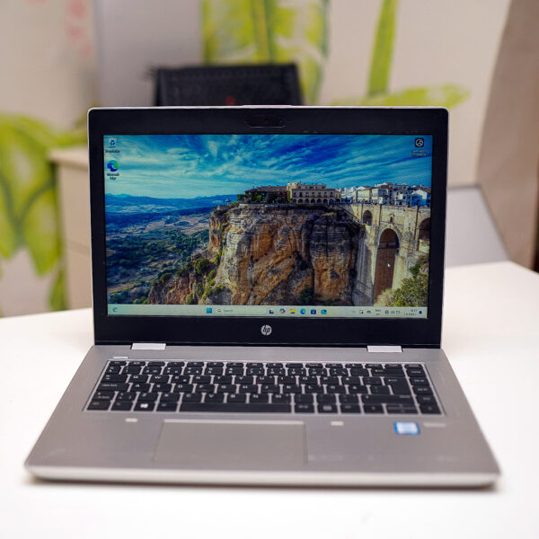HP EliteBook 640 G4 | 8th Gen Core i3 | 8GB DDR4 RAM | 256GB NVME | 14" FHD