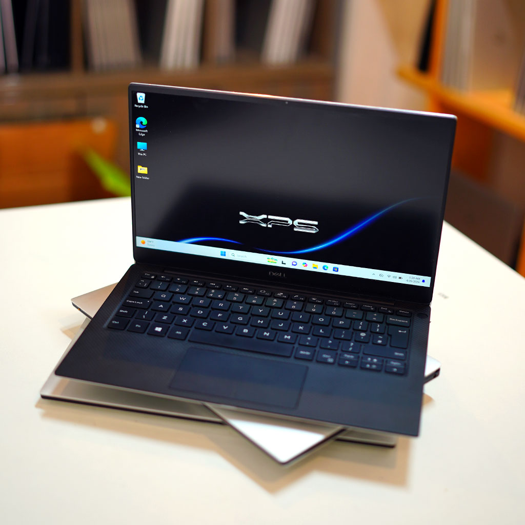 01 DELL XPS 13 9305 | 11th Gen Core i5 | 8GB DDR4 RAM | 512GB NVME | 13.3" FHD - Image 1