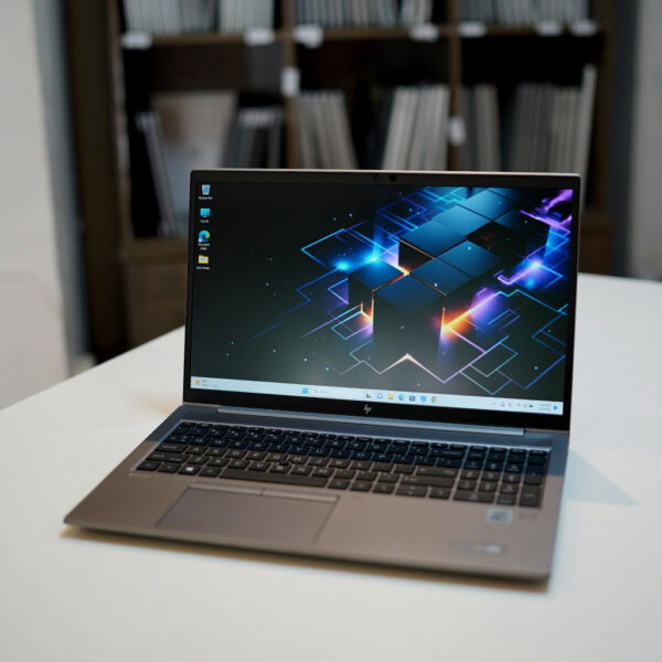 HP Zbook Firefly 15 G7 | 10th Gen Core i7 | 16GB DDR4 RAM | 512GB NVME | 15.6" FHD